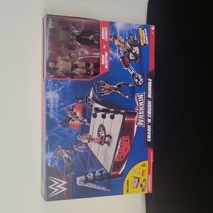 WWE Wrekkin Crash 'N Crush Set with Red and Blue